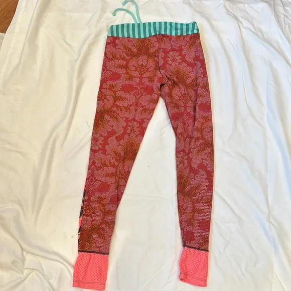 Maaji workout pants - Picture 2 of 4